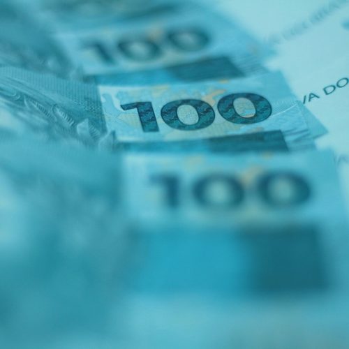 Economista da XP projeta Selic em 15,5% antes de possível corte no fim de 2025